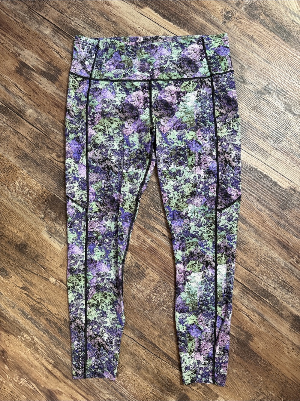 Lululemon Fast & Free 7/8 Tight II *Nulux 25"Vivid Vision Multi Black Size 12